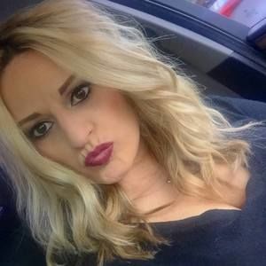 Meet your Posher, Tarah